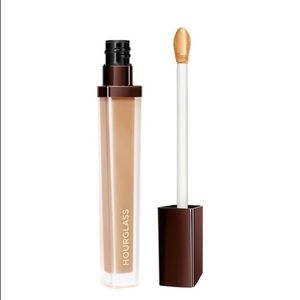 NWT VANISH™ AIRBRUSH CONCEALER.  Price just reduced!